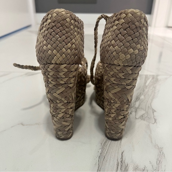 Hermes Leather Sandals- Size 36; Excellent Condition - Picture 5 of 10